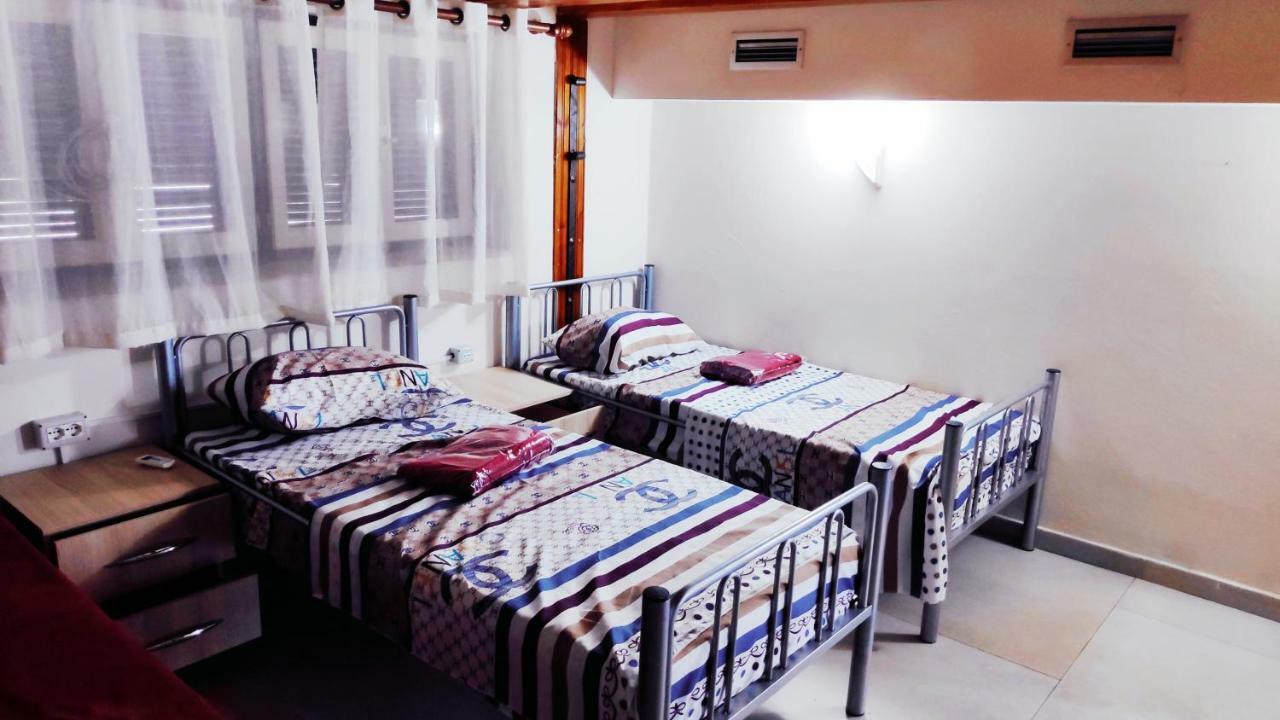 Tufina Hostel Tirana Exterior foto